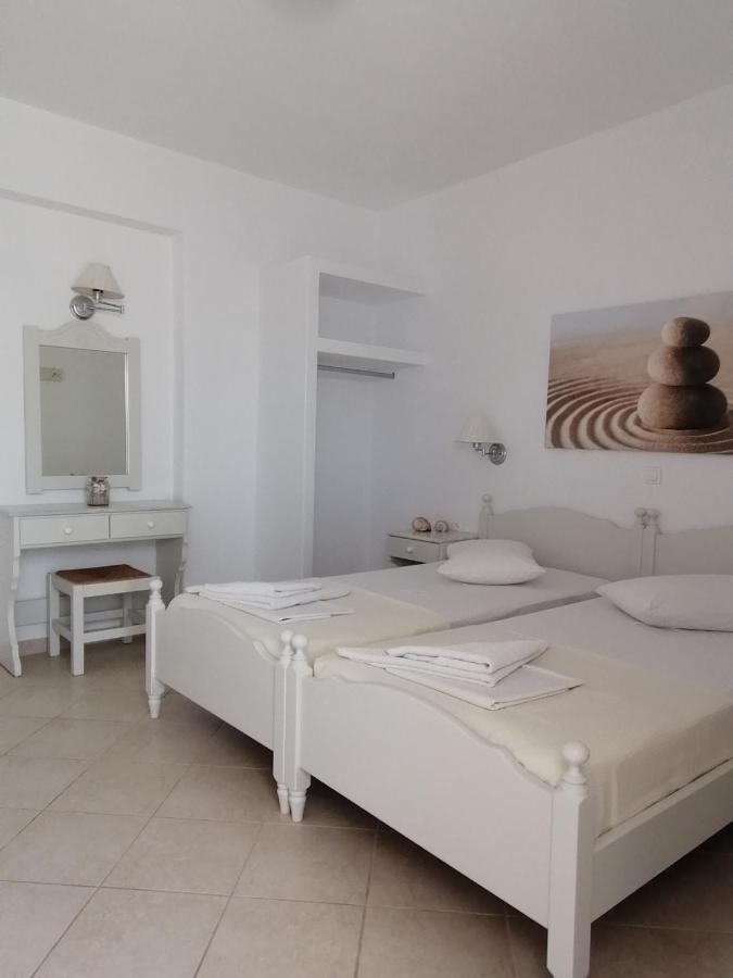 Aegeo Inn Apartments Antiparos Exterior photo