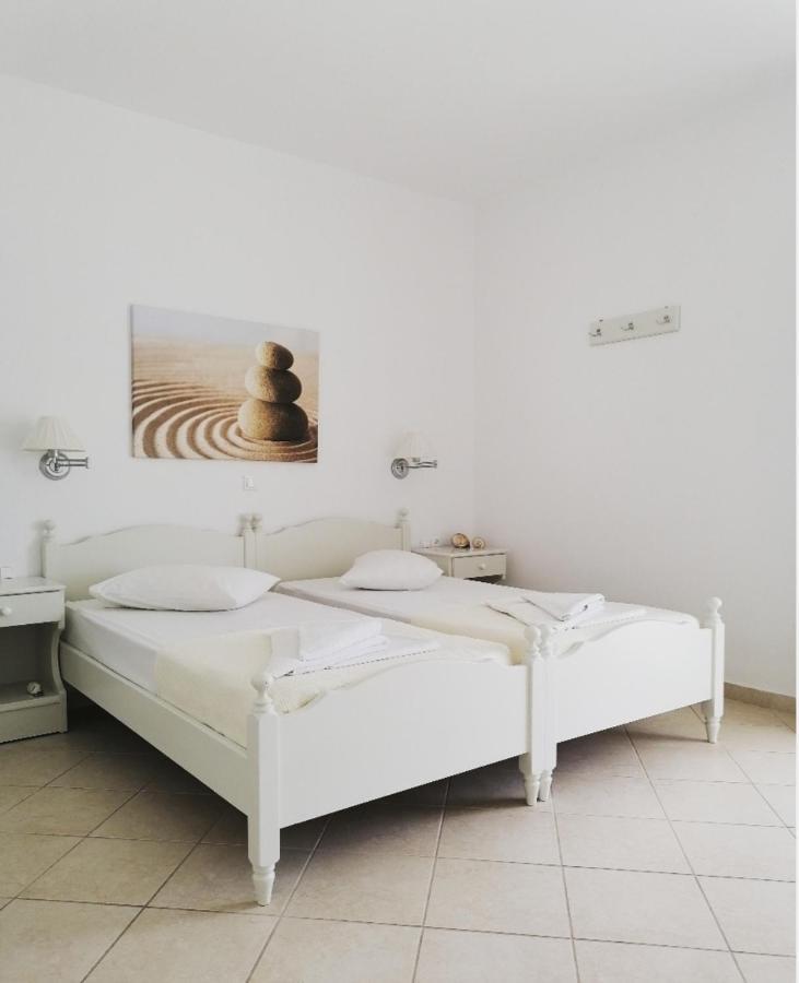 Aegeo Inn Apartments Antiparos Exterior photo